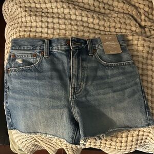 Women's relaxed Denim Shorts madewell